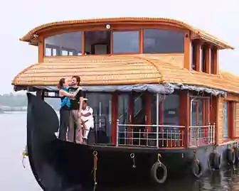 Alleppey Honeymoon Houseboats