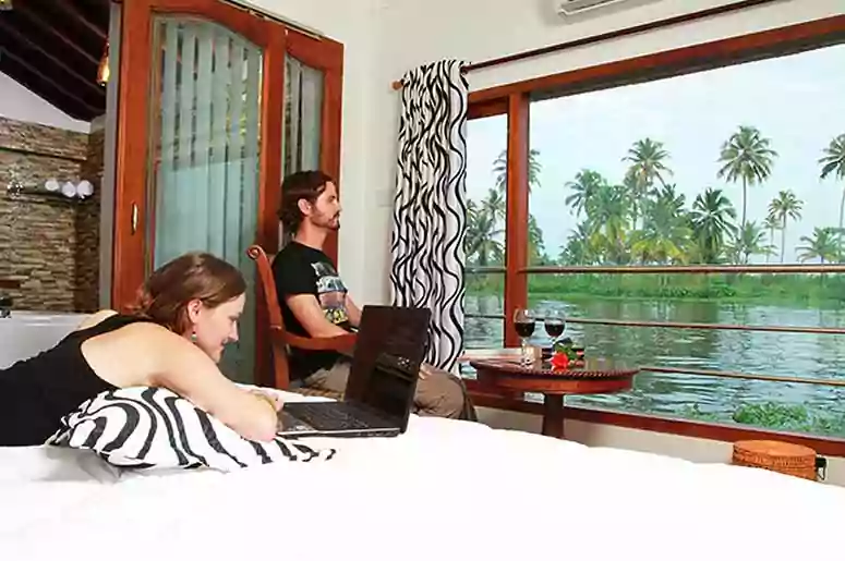 Kerala Honeymoon Houseboats